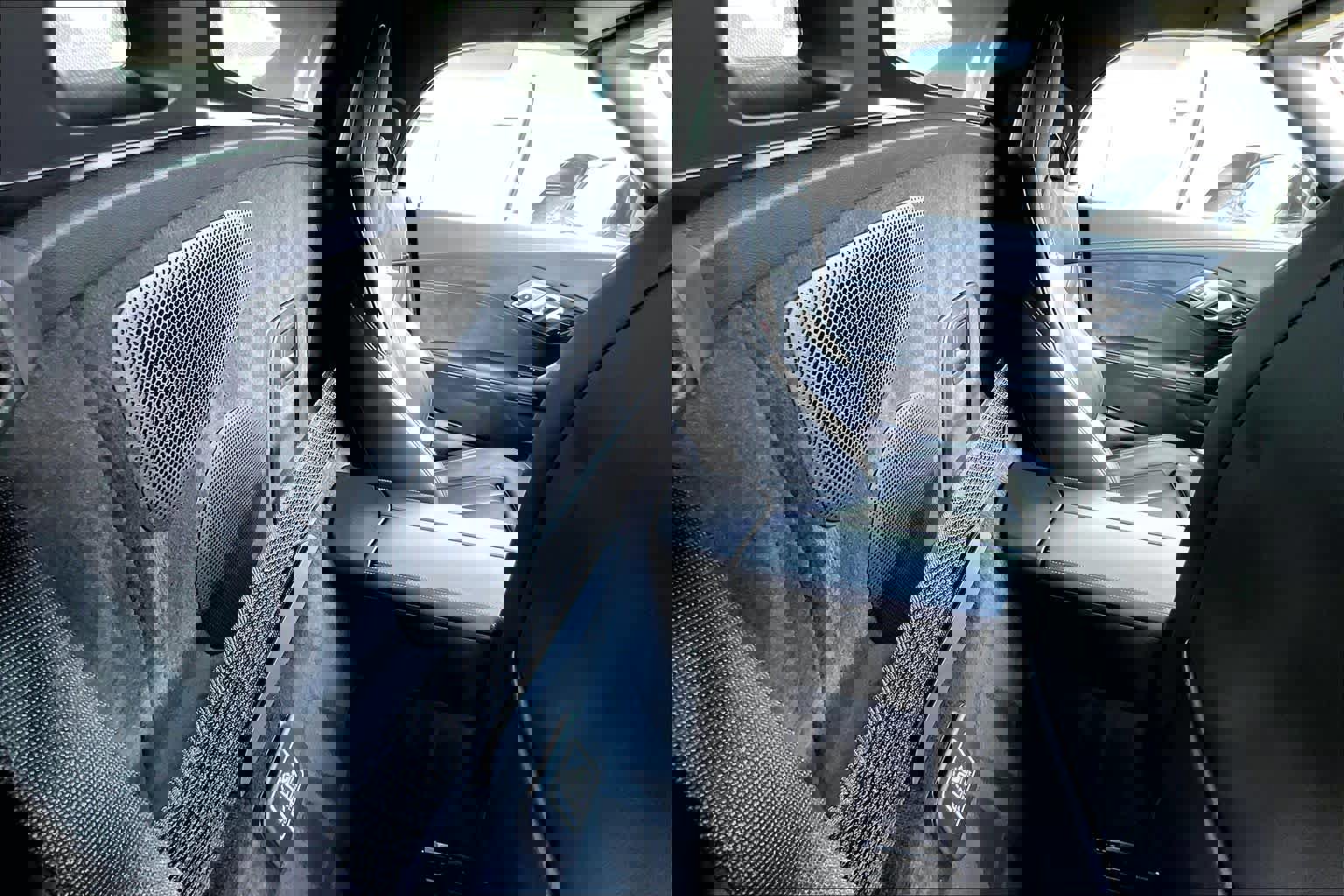 Used 2024 BMW Z4 sDrive30i w/ Shadowloine Package image 21