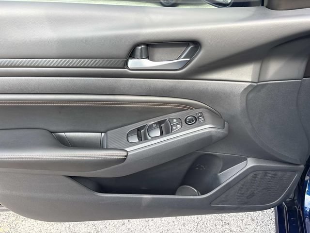 Used 2022 Nissan Altima 2.5 SR FWD image 23