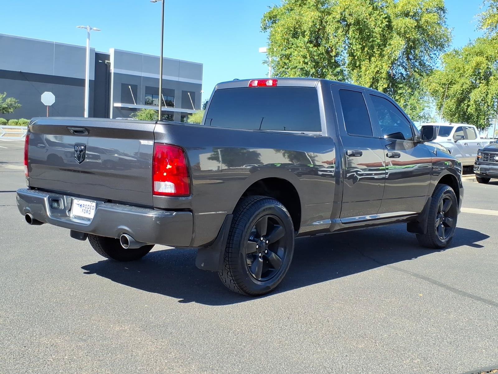 Used 2019 RAM 1500 Express w/ Express Value Package RWD image 5