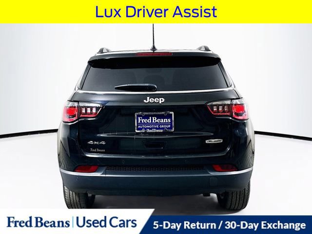 Used 2022 Jeep Compass Latitude image 4