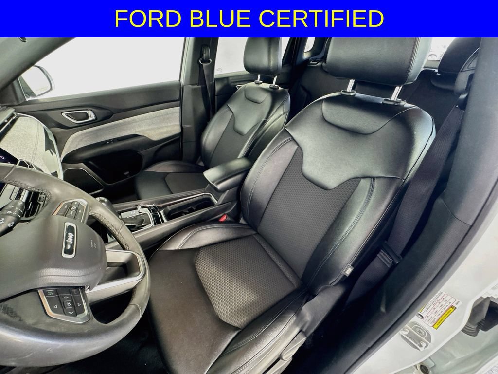 Used 2024 Jeep Compass Latitude AWD/4WD image 22