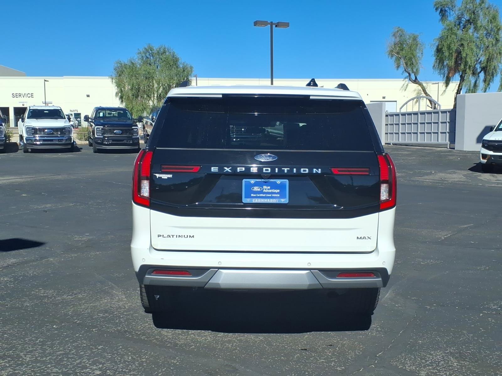 Certified 2025 Ford Expedition Max Platinum w/ Driver's Package AWD/4WD image 4