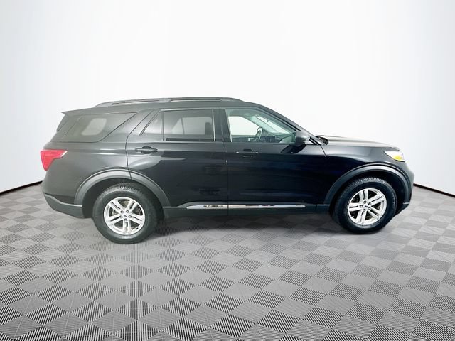 Certified 2023 Ford Explorer XLT w/ Equipment Group 202A AWD/4WD image 14