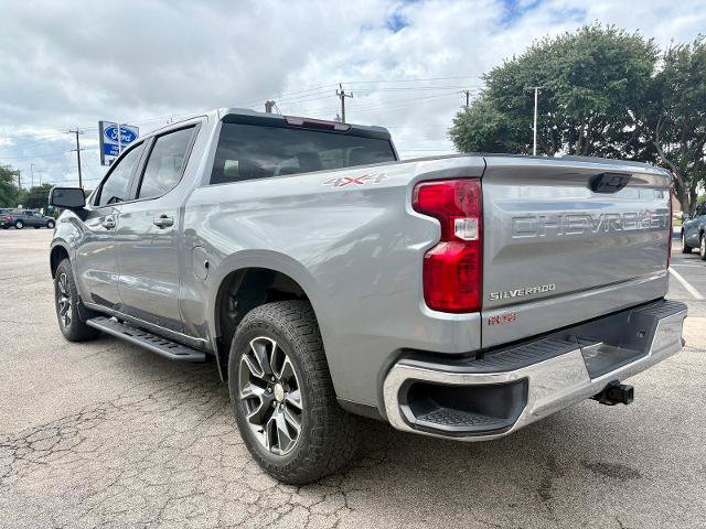 Used 2023 Chevrolet Silverado 1500 LT AWD/4WD image 4