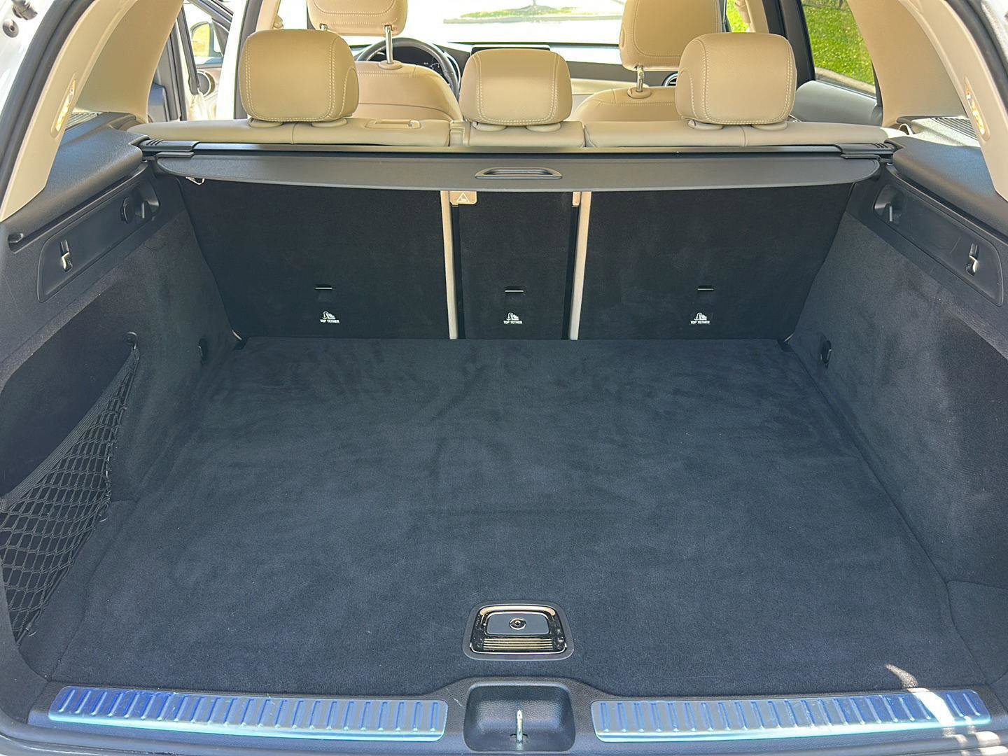 Used 2021 Mercedes-Benz GLC 300 4MATIC image 29