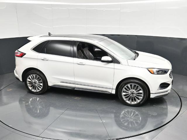 Certified 2020 Ford Edge Titanium w/ Equipment Group 301A AWD/4WD image 40
