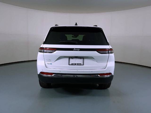 Used 2024 Jeep Grand Cherokee Limited 4xe AWD/4WD image 4
