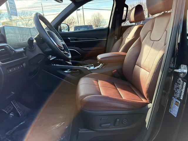 Used 2024 Kia Telluride SX image 16