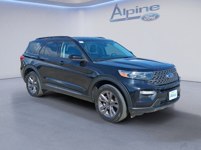 Certified 2023 Ford Explorer XLT w/ Equipment Group 202A AWD/4WD image 7