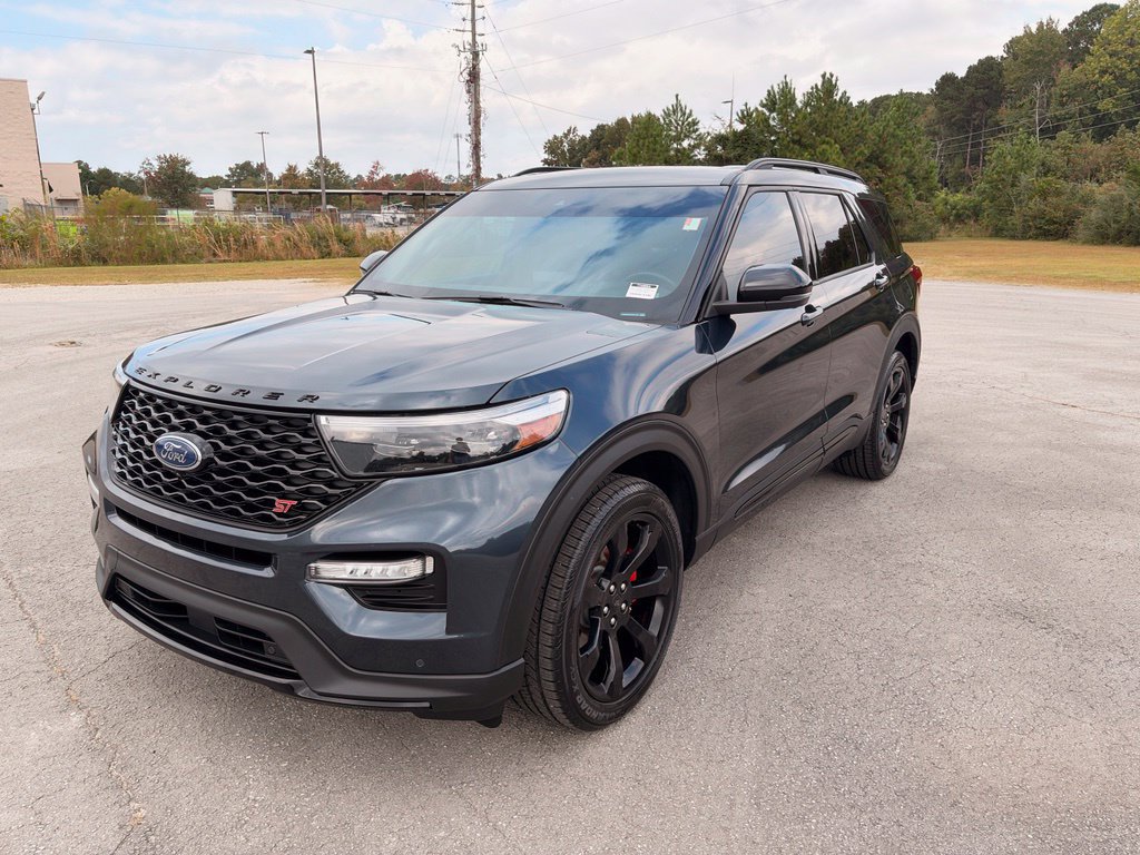Certified 2023 Ford Explorer ST w/ Equipment Group 401A AWD/4WD image 5