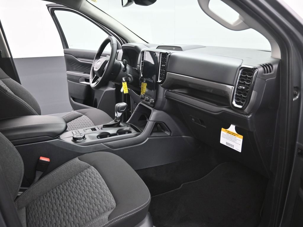 Certified 2025 Ford Ranger XLT w/ FX4 Off-Road Package image 27