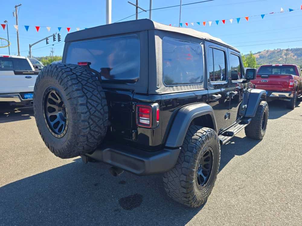 Used 2018 Jeep Wrangler Unlimited Sport AWD/4WD image 5