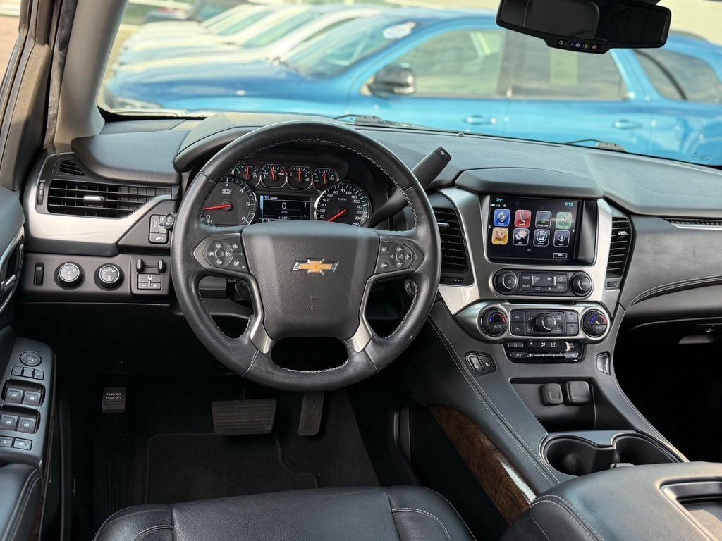 Used 2019 Chevrolet Tahoe LT w/ Luxury Package AWD/4WD image 5