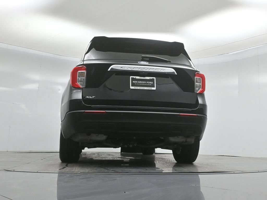 Certified 2023 Ford Explorer XLT RWD image 47