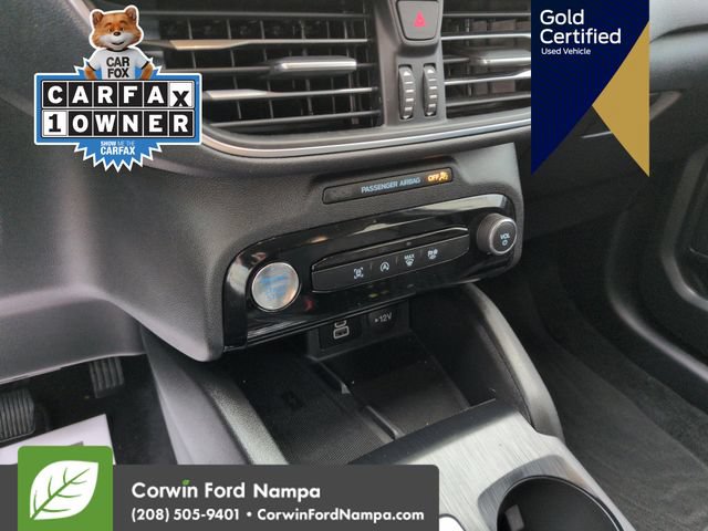 Certified 2025 Ford Escape Platinum AWD/4WD image 19