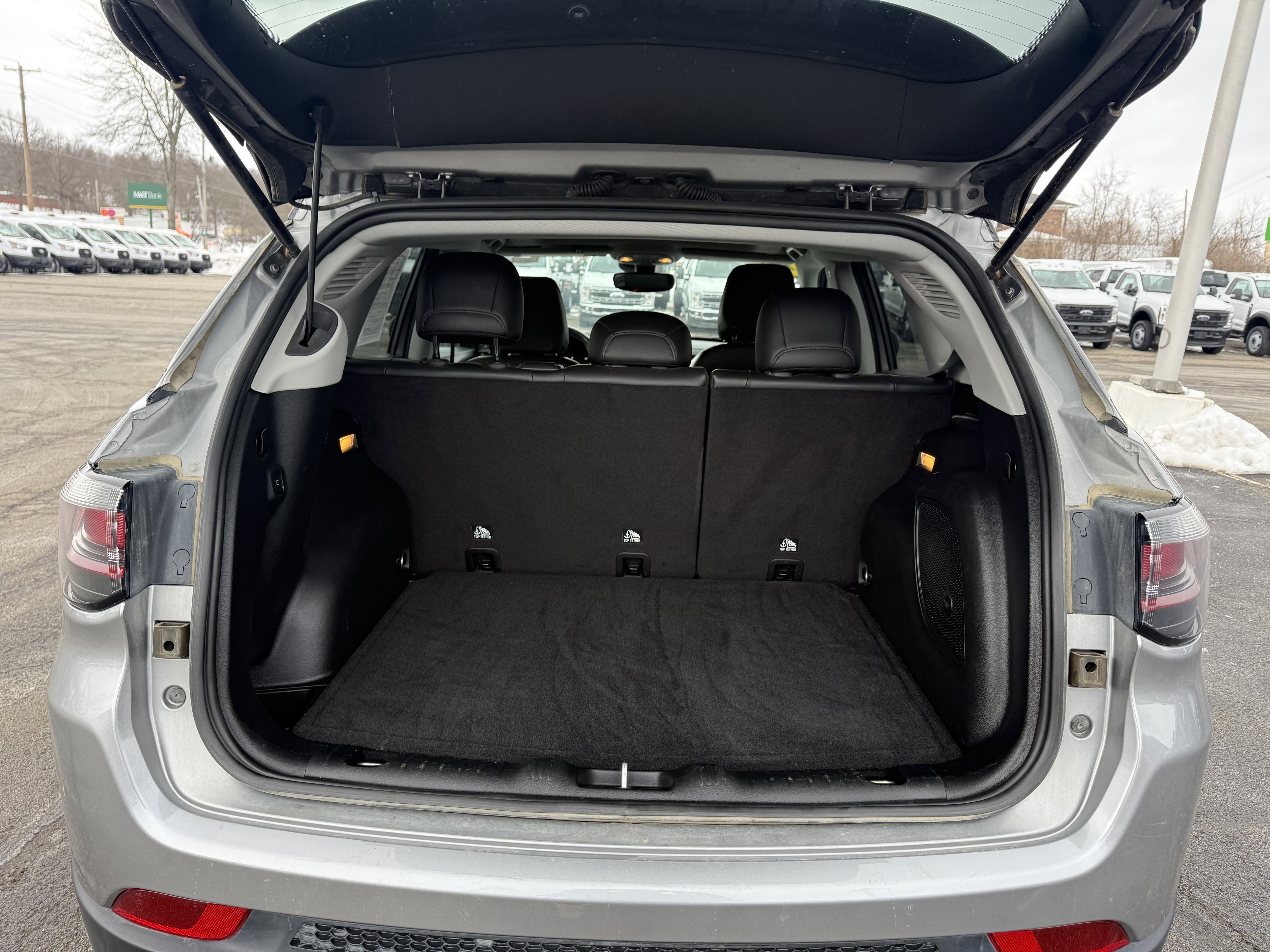 Used 2022 Jeep Compass Trailhawk w/ Trailhawk Elite Group image 8