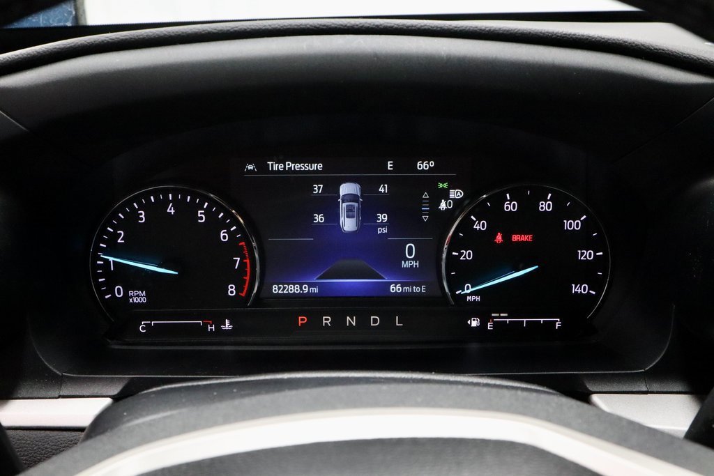 Certified 2022 Ford Explorer XLT image 30