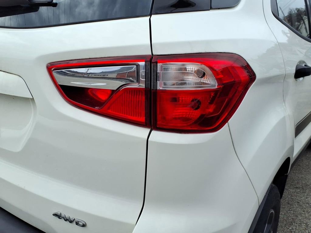 Certified 2022 Ford EcoSport S image 6