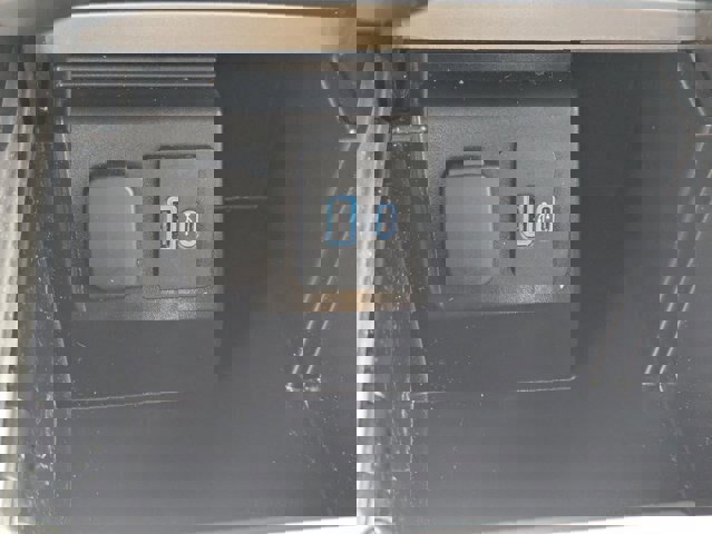 Certified 2022 Ford Explorer XLT w/ Equipment Group 202A image 26