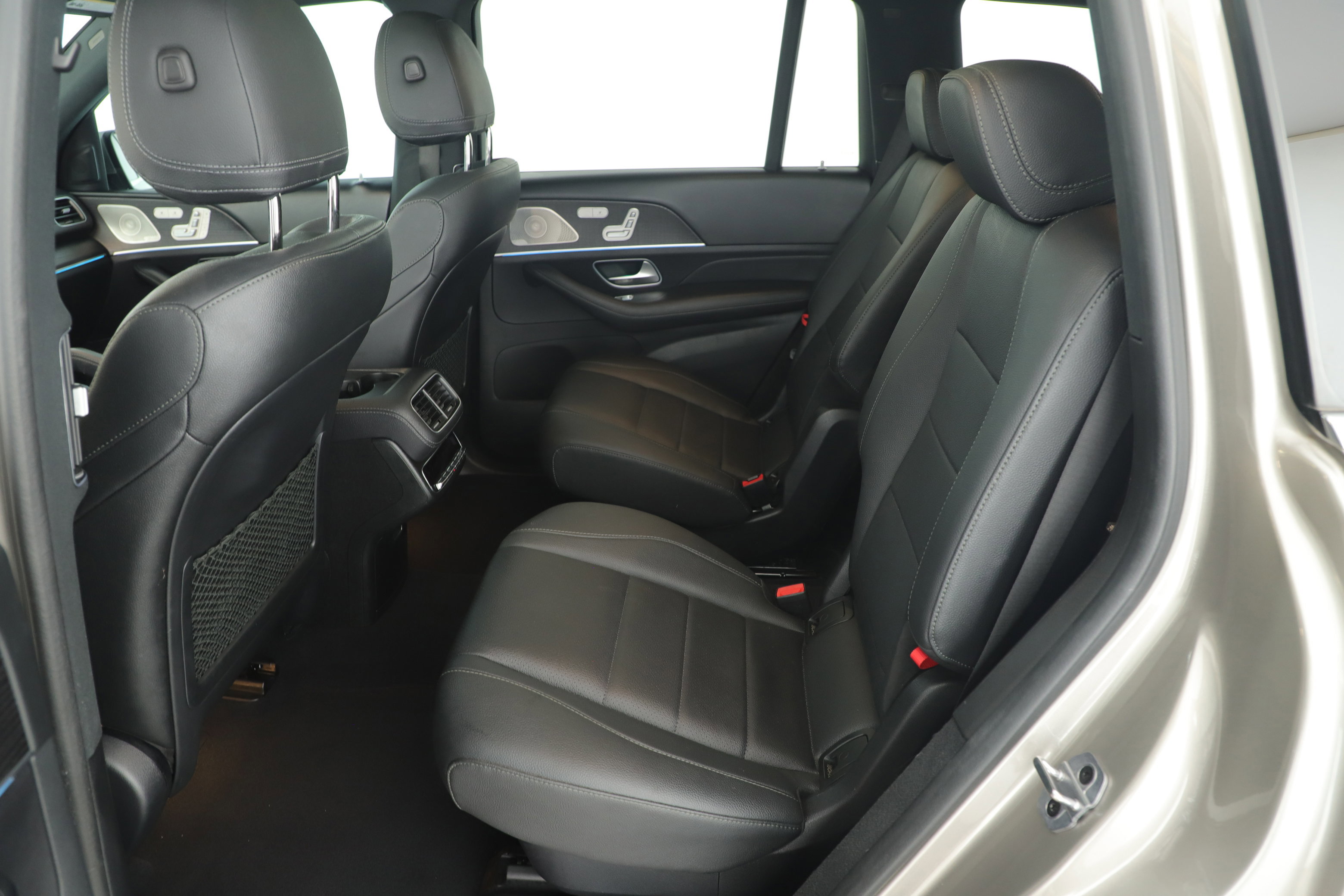 Used 2022 Mercedes-Benz GLS 450 4MATIC image 23