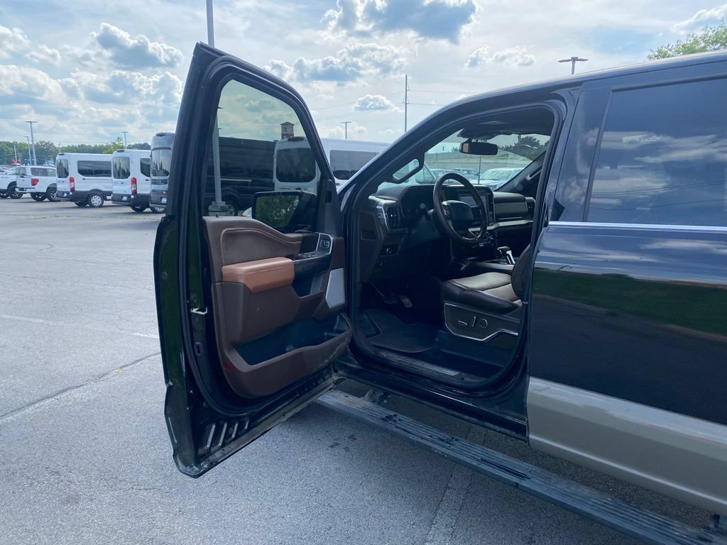 Certified 2025 Ford F150 King Ranch AWD/4WD image 10