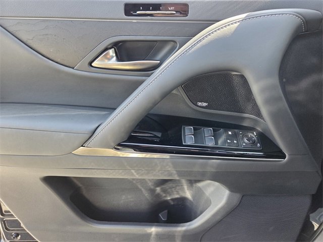 Used 2024 Lexus LX 600 4WD w/ Appearance Package image 30