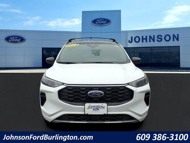 Certified 2023 Ford Escape ST-Line w/ Tech Pack #1 AWD/4WD image 7