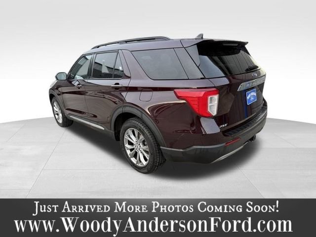 Certified 2022 Ford Explorer XLT w/ Equipment Group 202A image 3