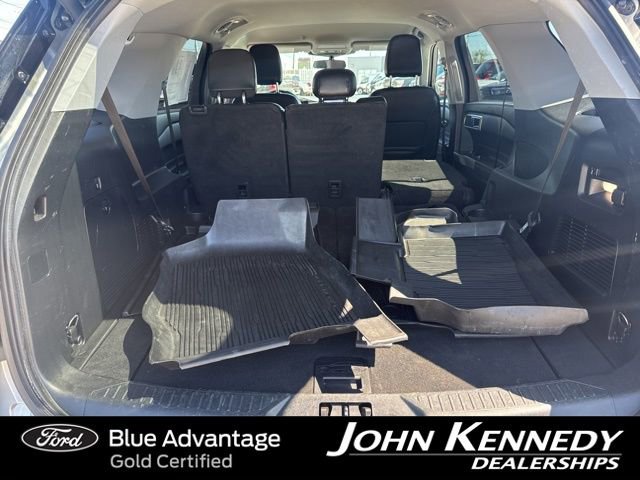 Certified 2022 Ford Explorer XLT w/ Equipment Group 202A AWD/4WD image 34