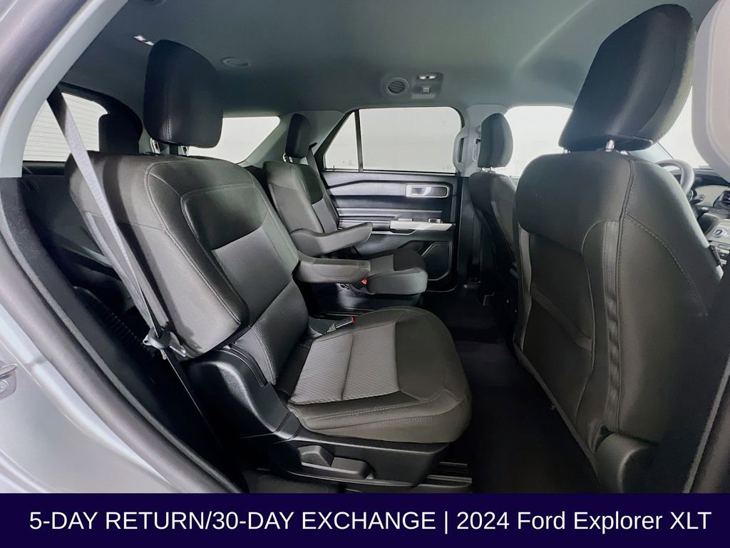 Certified 2024 Ford Explorer XLT AWD/4WD image 32