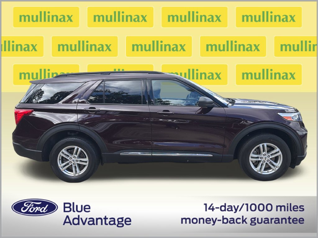 Certified 2023 Ford Explorer XLT w/ Equipment Group 202A AWD/4WD image 2