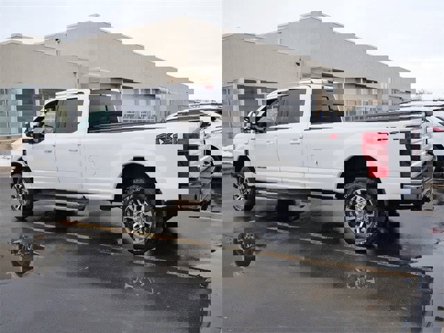 Certified 2021 Ford F350 Lariat w/ Lariat Value Package image 3