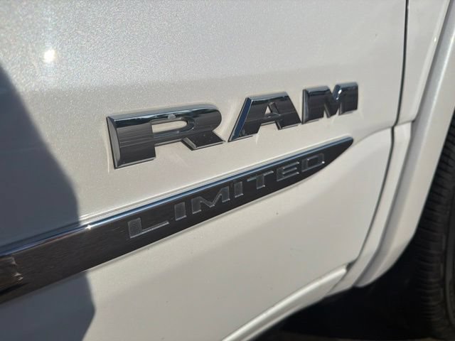 Used 2025 RAM 1500 Limited AWD/4WD image 7