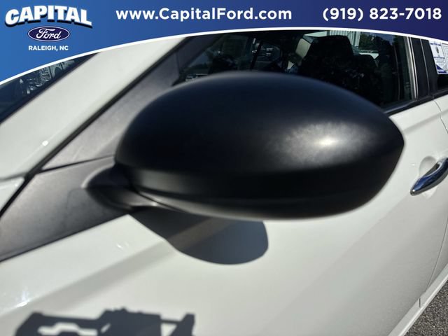Used 2025 Nissan Altima 2.5 SV AWD/4WD image 12