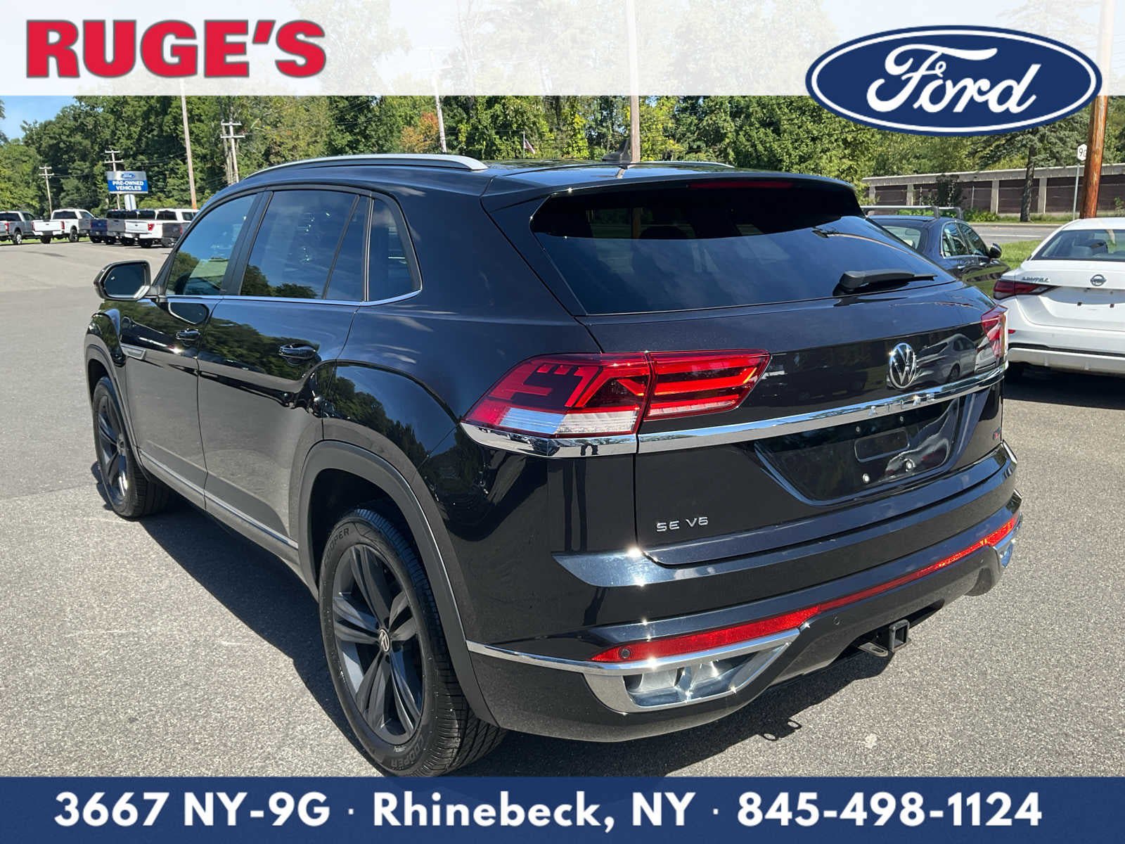Used 2021 Volkswagen Atlas Cross Sport SE w/ Panoramic Sunroof Package AWD/4WD image 9