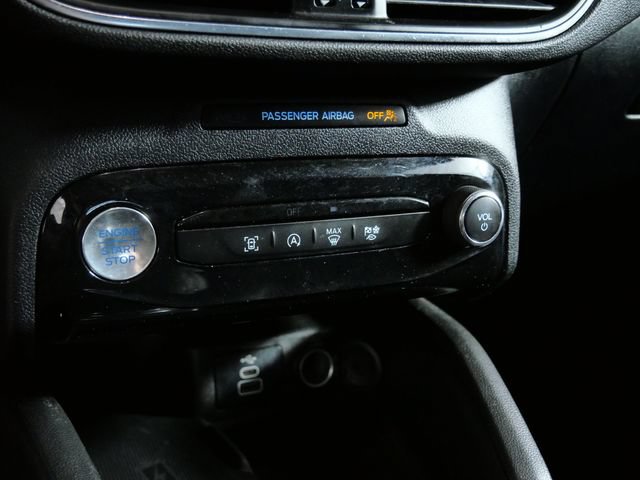 Certified 2025 Ford Escape Platinum AWD/4WD image 18