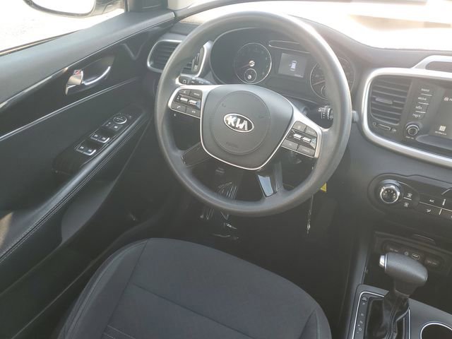 Used 2019 Kia Sorento LX image 8