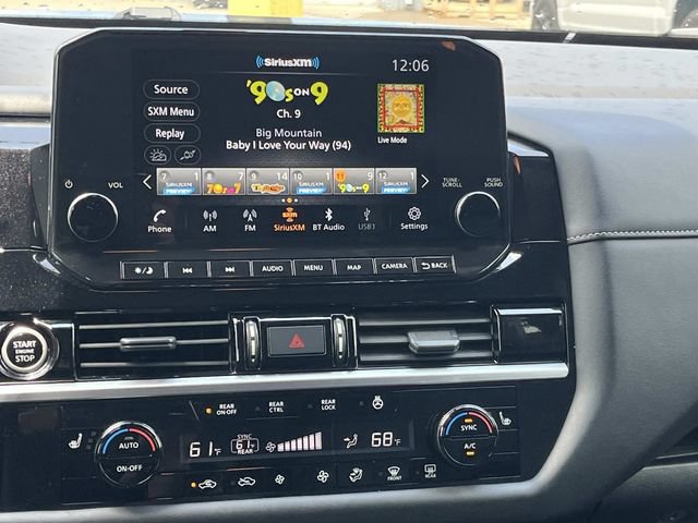 Used 2024 Nissan Pathfinder SL FWD image 20