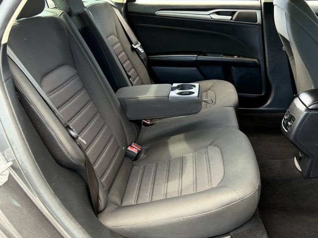 Certified 2020 Ford Fusion SE FWD image 17