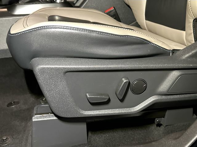 Certified 2023 Ford Bronco Wildtrak image 16