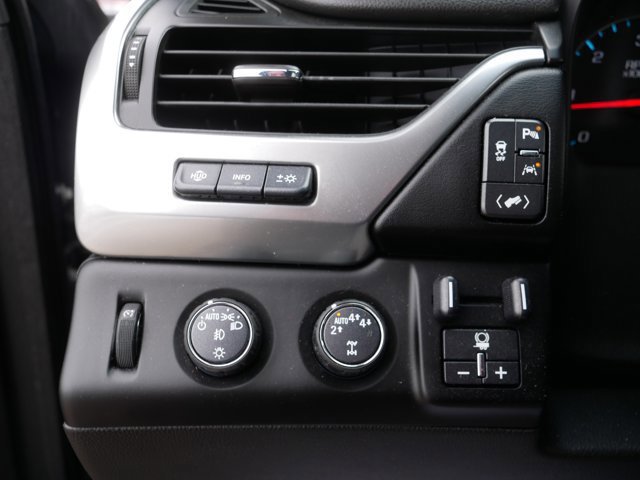 Used 2020 Chevrolet Suburban Premier image 24
