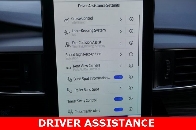 Certified 2022 Ford Explorer Limited w/ Limited Technology Package image 11