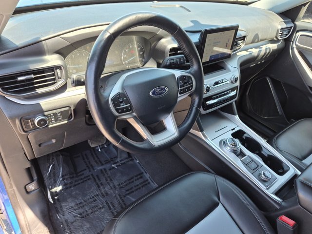 Certified 2023 Ford Explorer XLT w/ Equipment Group 202A AWD/4WD image 11