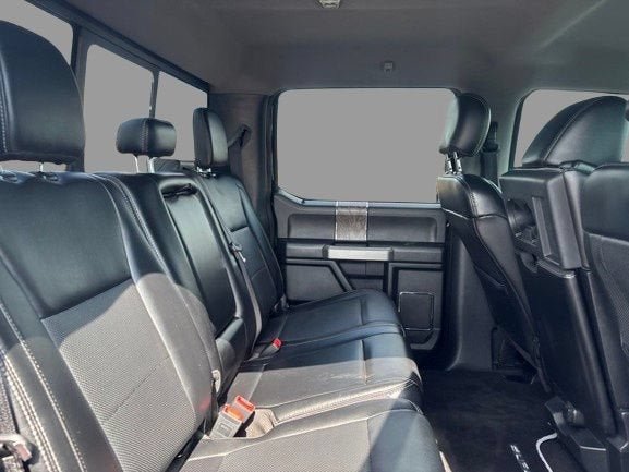 Certified 2019 Ford F350 Lariat w/ Chrome Package AWD/4WD image 11