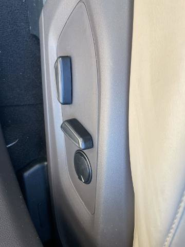 Certified 2023 Ford Explorer Platinum AWD/4WD image 8