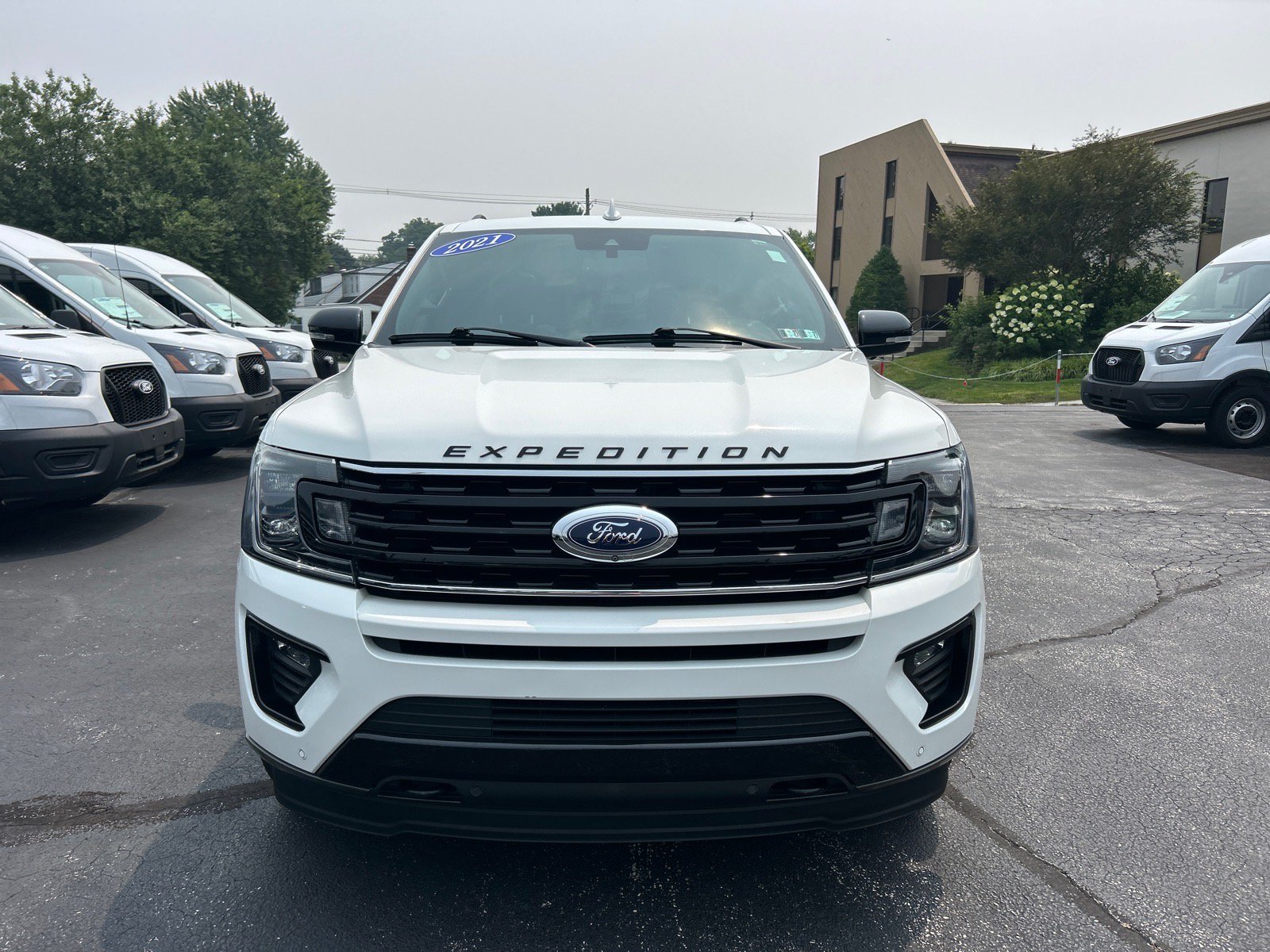 Certified 2021 Ford Expedition Max Limited AWD/4WD image 2