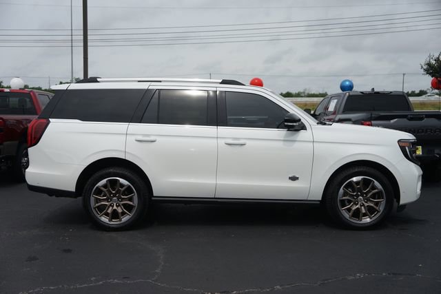 Certified 2025 Ford Expedition King Ranch AWD/4WD image 5