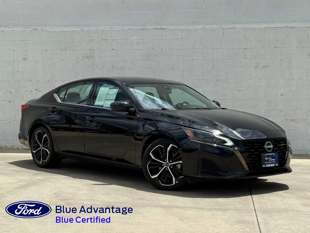 Used 2024 Nissan Altima 2.5 SR FWD image 1