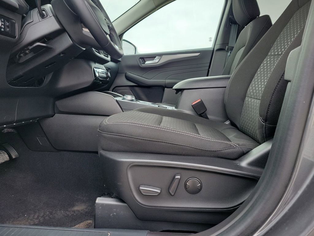 Certified 2023 Ford Escape Active w/ Tech Pack #2 image 17