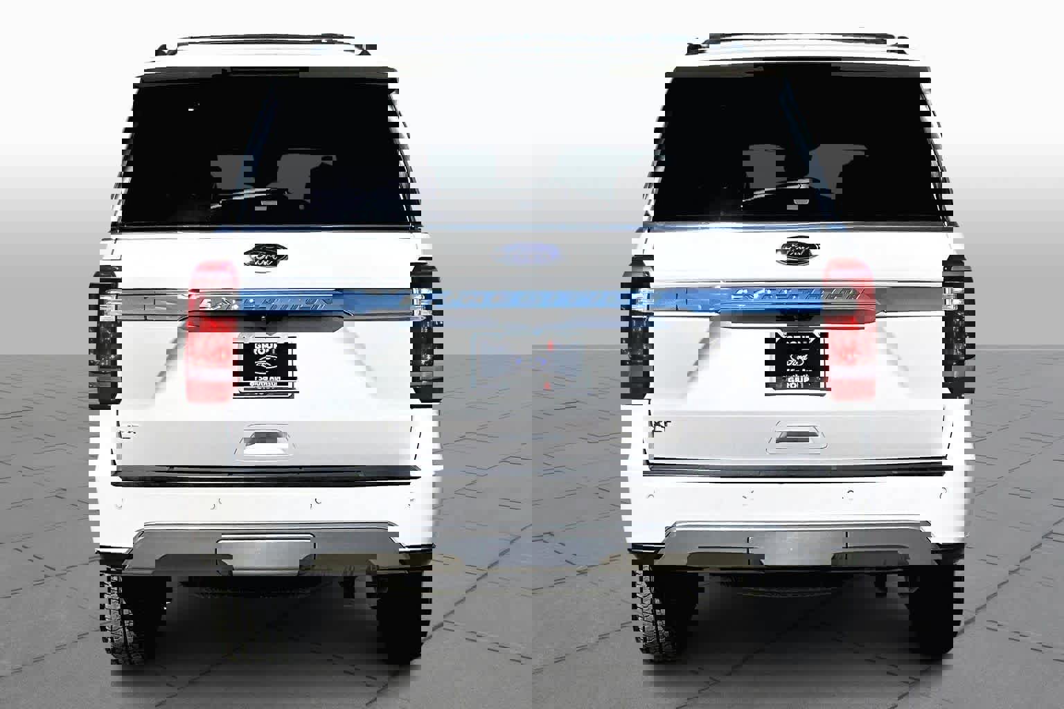 Certified 2019 Ford Expedition XLT w/ Cargo Package image 2